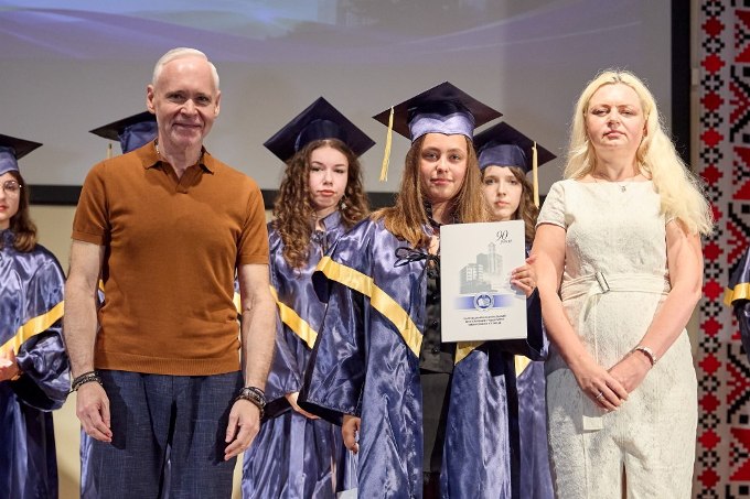 Новини Харкова: Терехов привітав випускників ХНЕУ